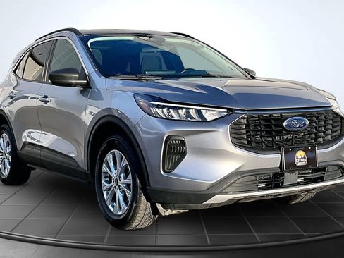 Used 2024 Ford Escape Active w/ Tech Pack #1 AWD/4WD image 22