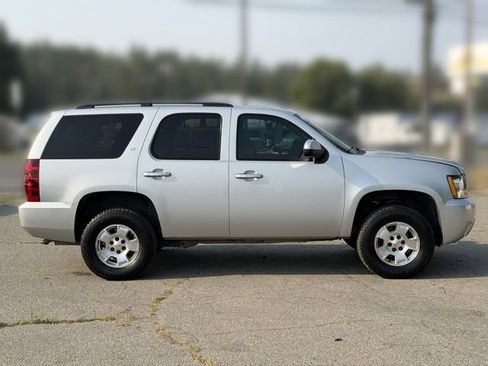 Used 2014 Chevrolet Tahoe LT AWD/4WD image 9