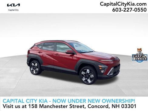 Used 2024 Hyundai Kona SEL AWD/4WD image 1