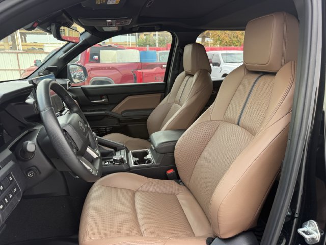 Used 2026 Toyota 4Runner Limited AWD/4WD image 29