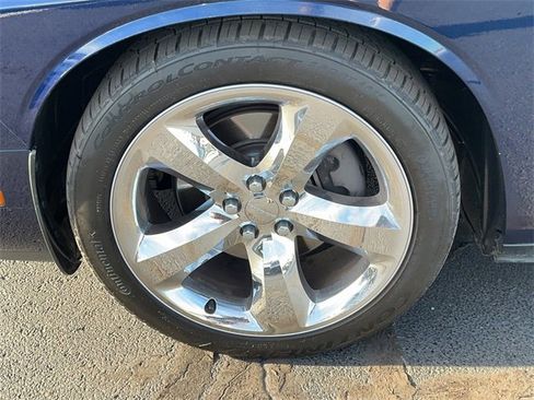 Used 2013 Dodge Challenger R/T Plus image 9