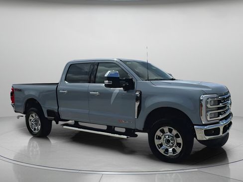 Used 2025 Ford F350 Lariat w/ Chrome Package AWD/4WD image 2