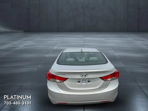 Used 2012 Hyundai Elantra GLS w/ Preferred Pkg 3 FWD image 7