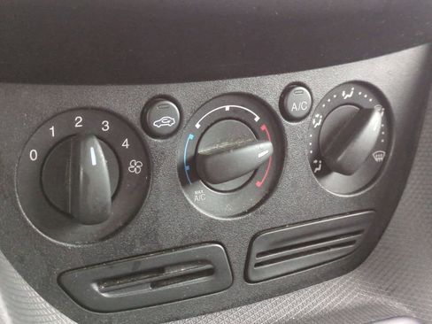 Used 2014 Ford Transit Connect XL image 27