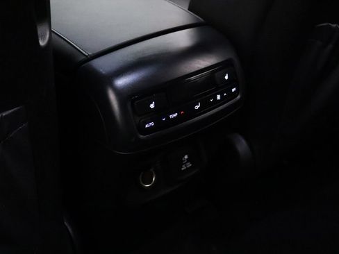 Used 2020 Hyundai Palisade SEL w/ Premium Package AWD/4WD image 10