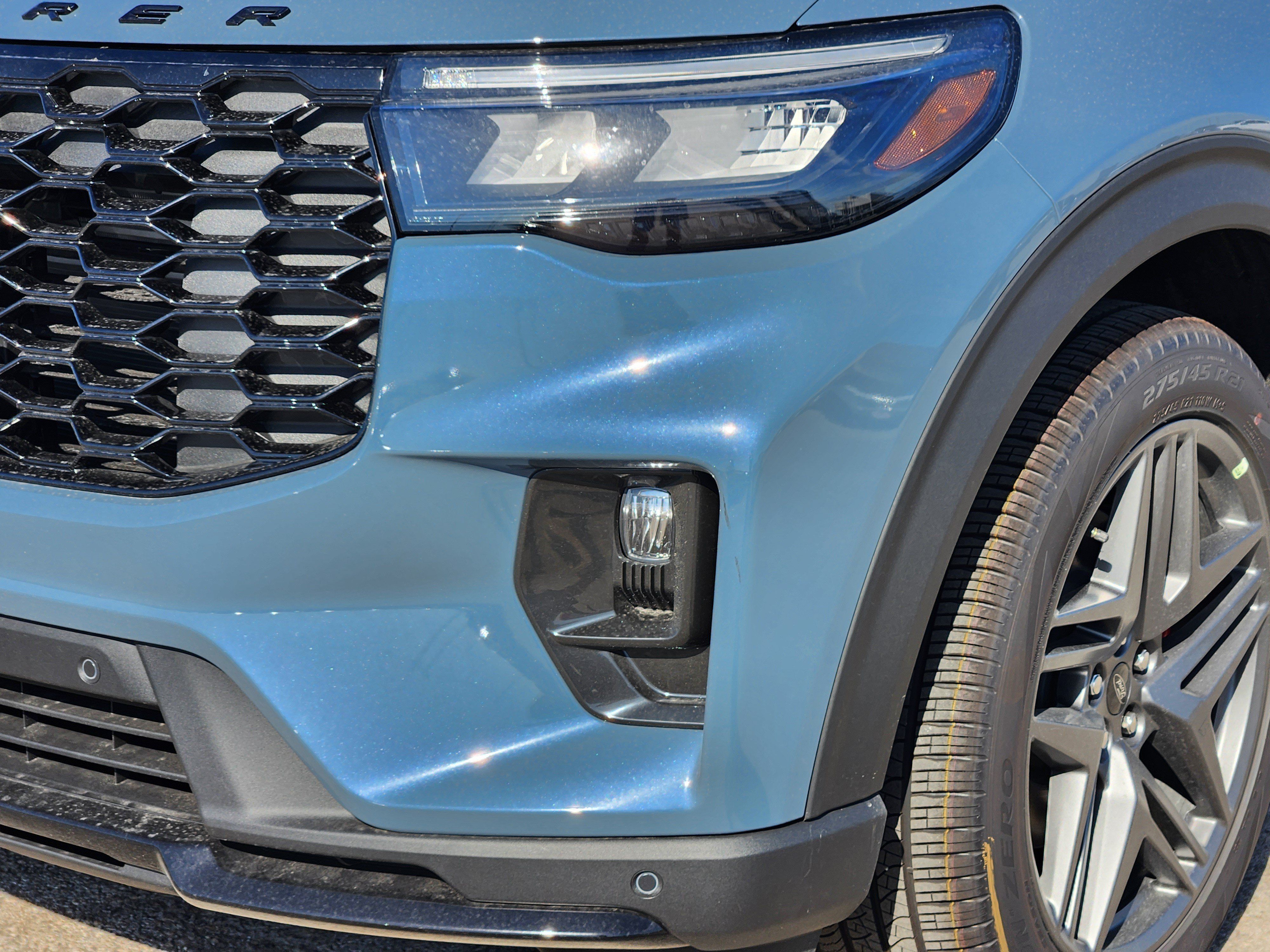 New 2027 Ford Explorer ST-Line w/ ST-Line Street Pack RWD image 5