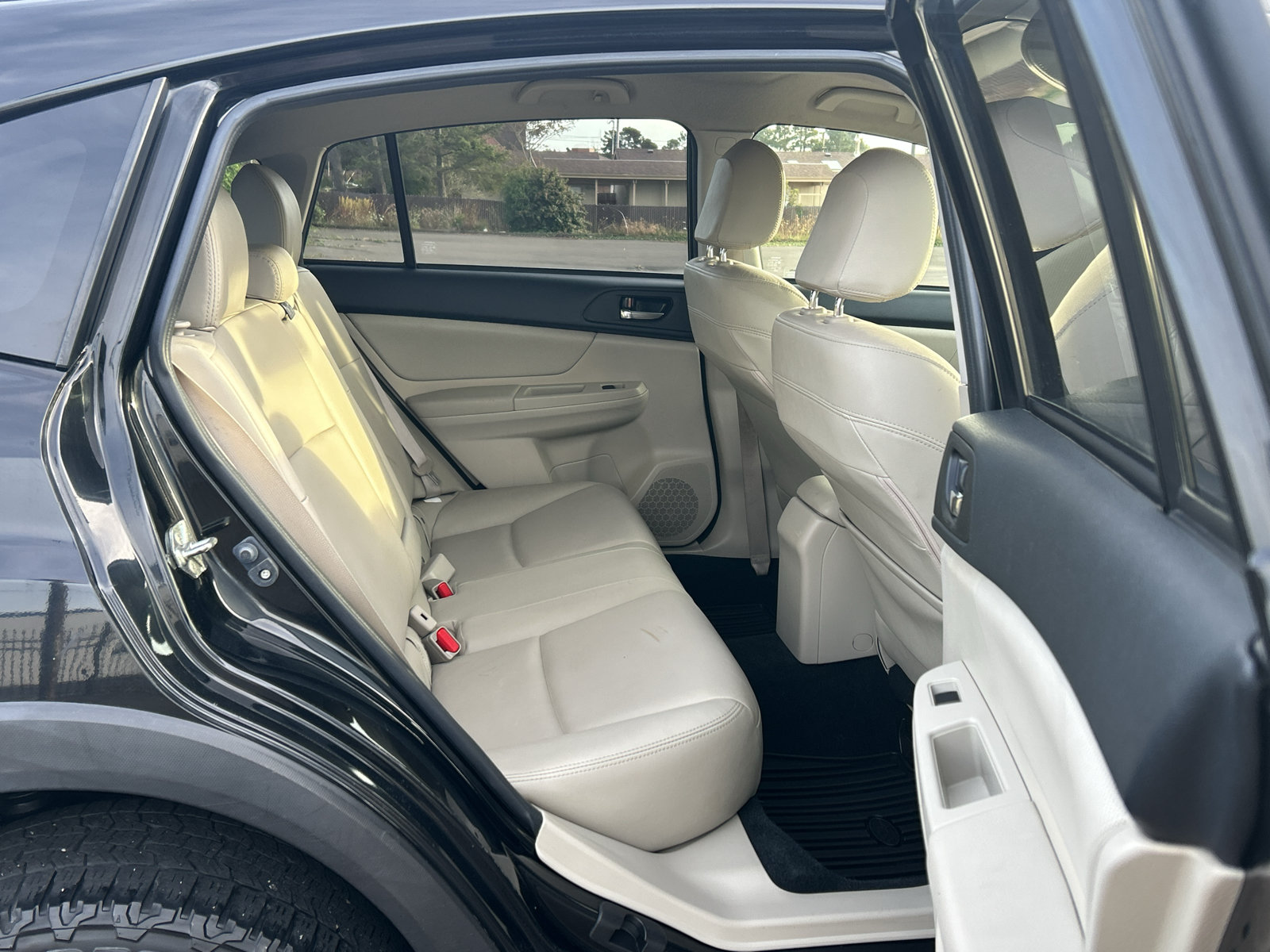 Used 2013 Subaru Crosstrek 2.0i Limited w/ Popular Pkg 2 AWD/4WD image 29