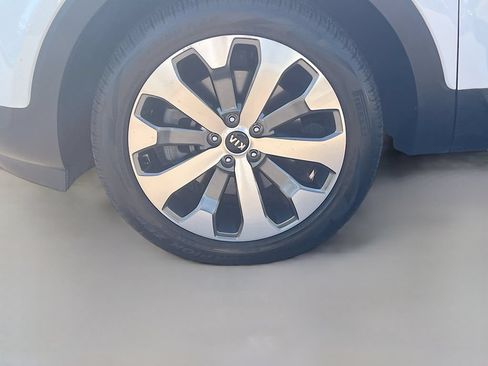 Used 2021 Kia Telluride S AWD/4WD image 30