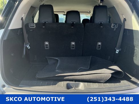 Used 2023 Nissan Pathfinder SL w/ Black Appearance Package FWD image 21