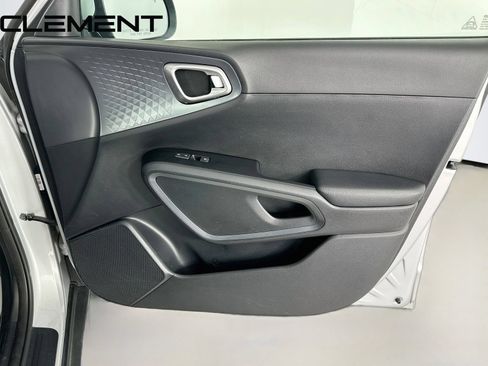 Used 2021 Kia Soul EX FWD image 36