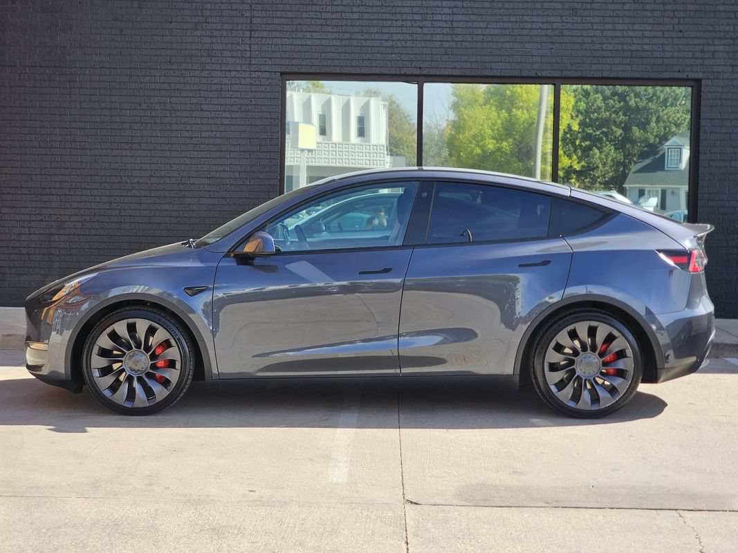 Used 2022 Tesla Model Y Performance AWD/4WD image 15