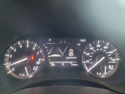Used 2021 Toyota Highlander XSE FWD image 23