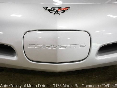 Used 2002 Chevrolet Corvette Convertible w/ Preferred Equipment Group2 RWD image 29