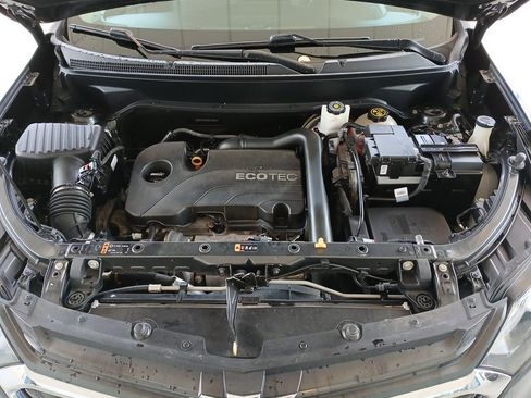 Certified 2018 Chevrolet Equinox LS image 31