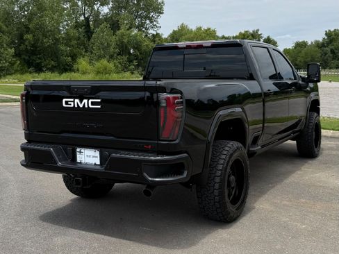 Used 2026 GMC Sierra 2500 AT4 w/ AT4 Premium Plus Package AWD/4WD image 3