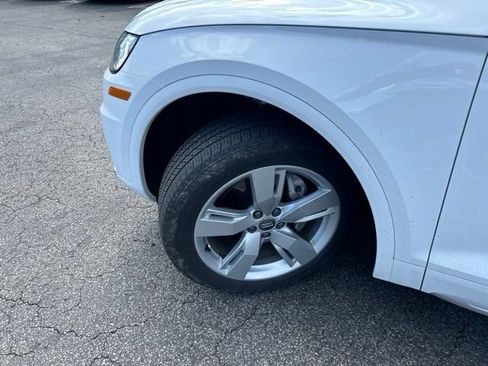 Used 2019 Audi Q5 2.0T Premium Plus w/ Premium Plus Package AWD/4WD image 19