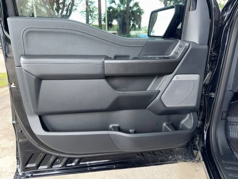 Used 2025 Ford F150 Lariat w/ Equipment Group 501A Mid AWD/4WD image 21