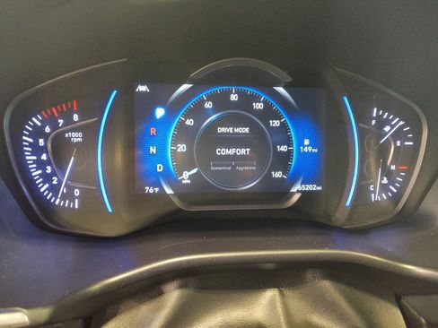 Used 2019 Hyundai Santa Fe SEL AWD/4WD image 23