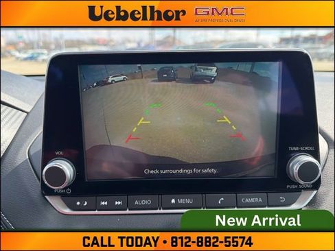 Used 2022 Nissan Sentra SV w/ Trunk Package image 23