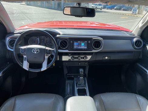 Used 2016 Toyota Tacoma SR5 image 16