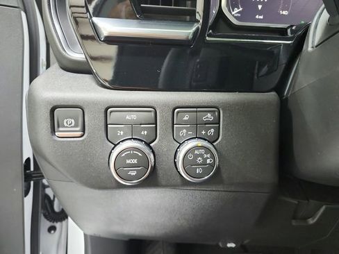 New 2026 GMC Sierra 1500 Elevation w/ Elevation Premium Package AWD/4WD image 28