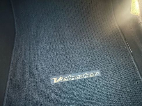 Used 2016 Hyundai Veloster w/ Option Group 02 image 20