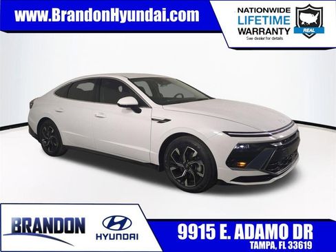 Used 2025 Hyundai Sonata SEL image 1