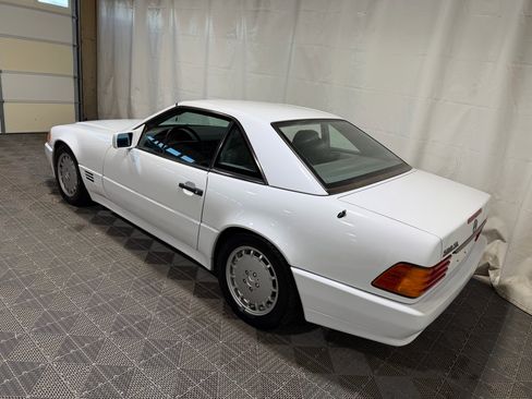 Used 1991 Mercedes-Benz 500 SL image 4