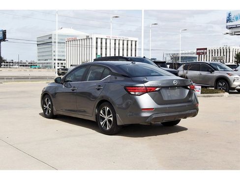 Used 2021 Nissan Sentra SV image 4