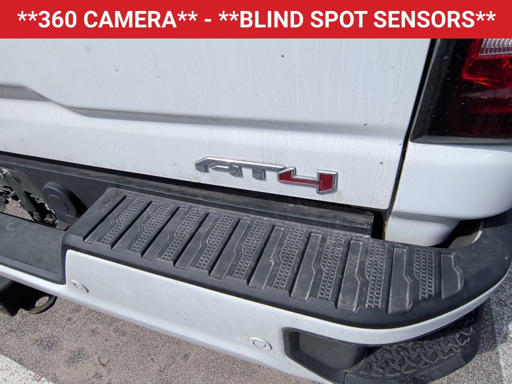 Used 2022 GMC Sierra 2500 AT4 w/ AT4 Preferred Package AWD/4WD image 9