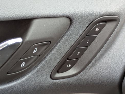 Certified 2023 GMC Acadia Denali w/ Denali Ultimate Package image 24