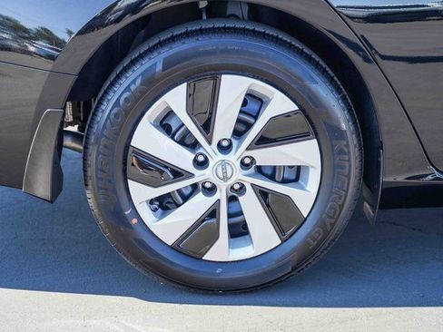 New 2025 Nissan Altima 2.5 S image 12