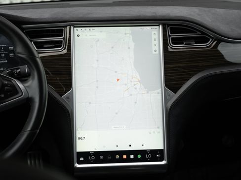 Used 2015 Tesla Model S P90D AWD/4WD image 11