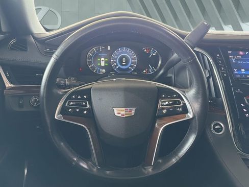 Used 2016 Cadillac Escalade Premium RWD image 14