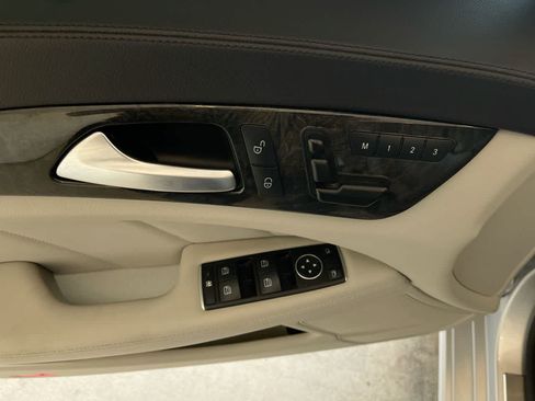 Used 2014 Mercedes-Benz CLS 550 4MATIC image 13
