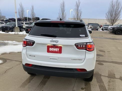 Certified 2025 Jeep Compass Limited image 7