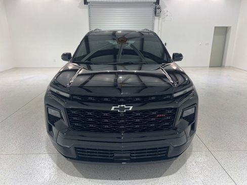 Used 2024 Chevrolet Traverse RS image 8