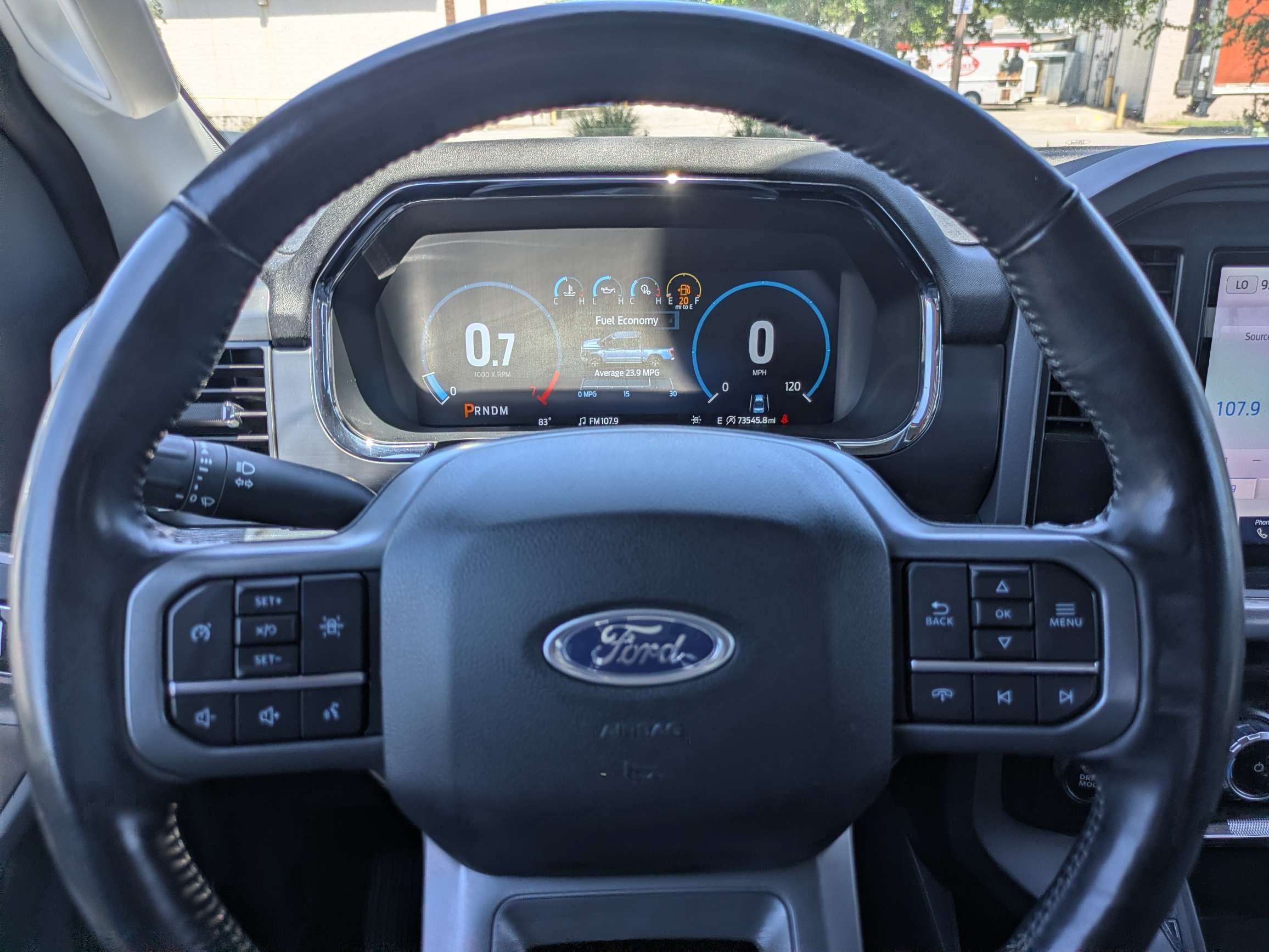 Used 2022 Ford F150 Lariat RWD image 17
