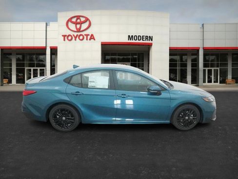 New 2026 Toyota Camry SE image 25