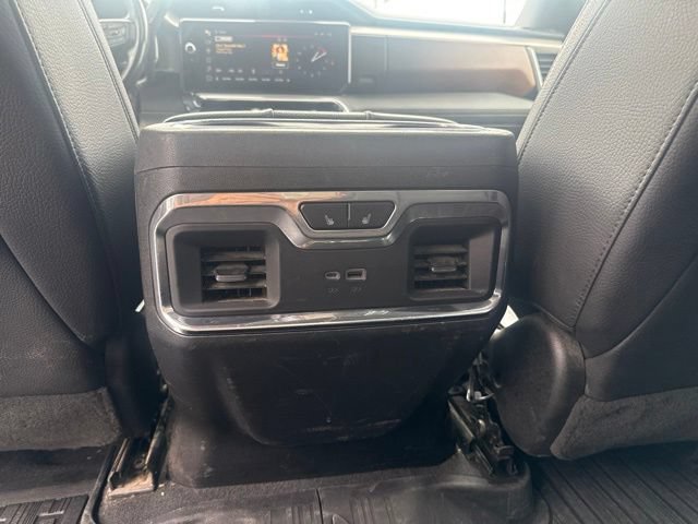 Used 2024 GMC Sierra 3500 Denali w/ Denali Reserve Package AWD/4WD image 42