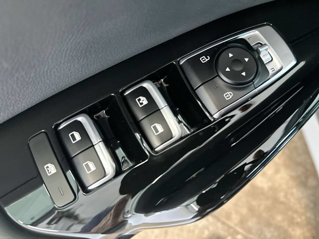 Certified 2024 Kia K5 GT FWD image 17
