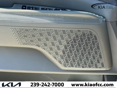 New 2026 Kia Carnival SX image 25