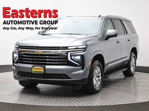 Used 2025 Chevrolet Tahoe LT image 1
