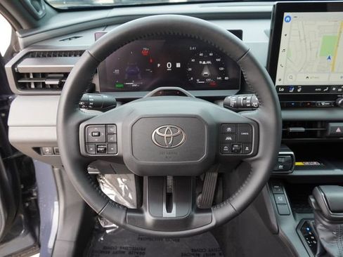Used 2026 Toyota RAV4 XSE w/ Panoramic Sun Roof Package AWD/4WD image 28