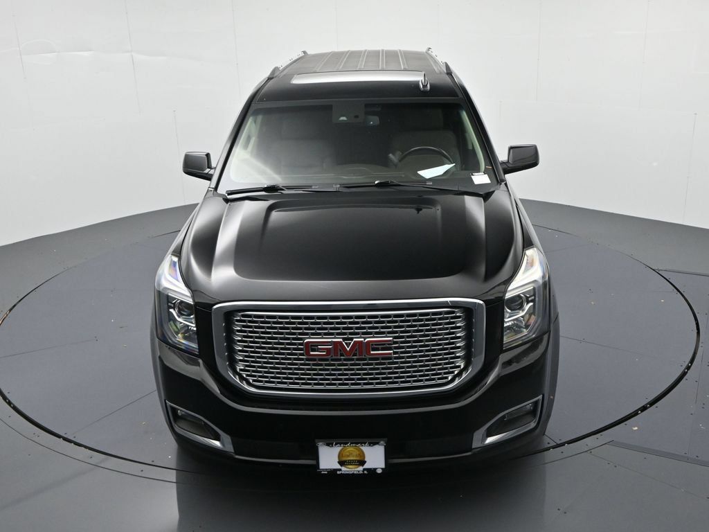 Used 2016 GMC Yukon XL Denali w/ Open Road Package AWD/4WD image 15