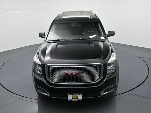 Used 2016 GMC Yukon XL Denali w/ Open Road Package AWD/4WD image 15