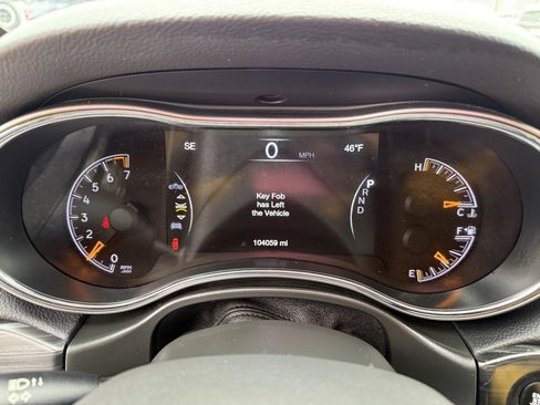 Used 2022 Jeep Grand Cherokee Laredo X image 20