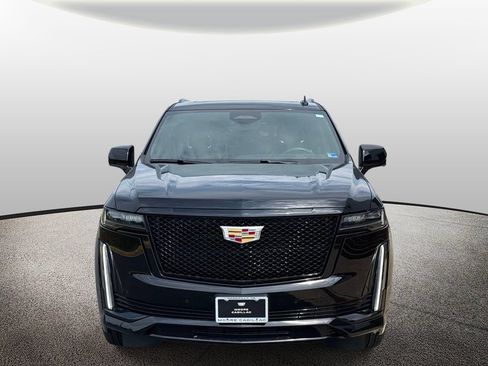 Used 2024 Cadillac Escalade Sport w/ Touring Package AWD/4WD image 5