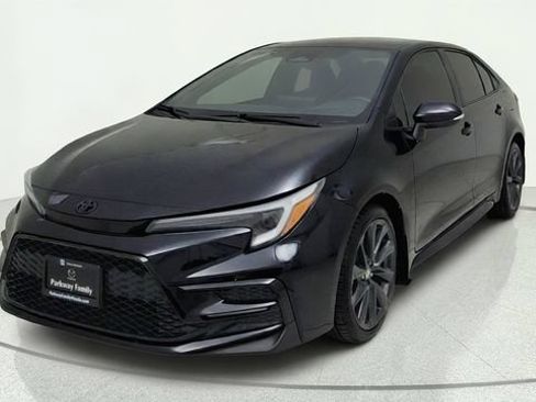 Used 2024 Toyota Corolla SE FWD image 1