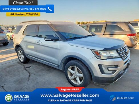Used 2016 Ford Explorer XLT w/ Equipment Group 202A AWD/4WD image 5